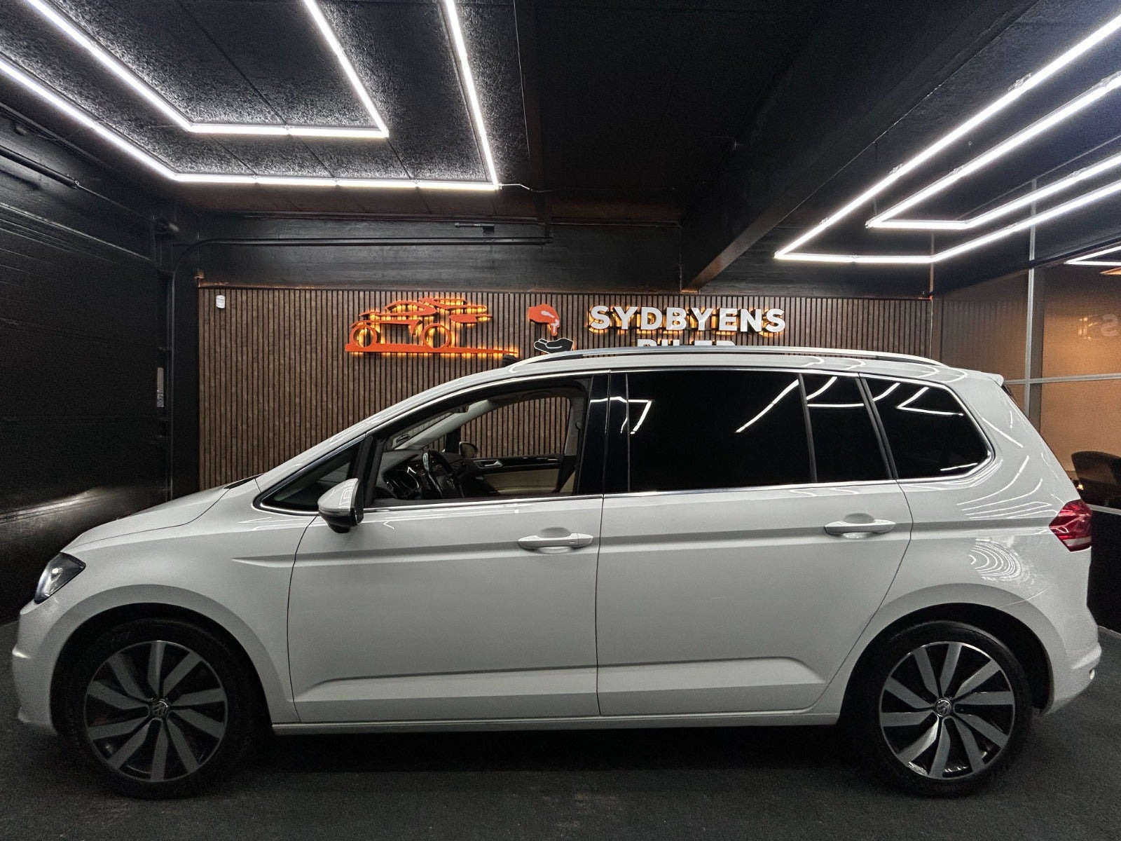 undefined VW Touran fra 2017