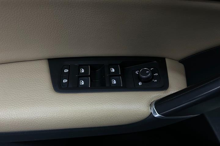 undefined VW Touran fra 2017