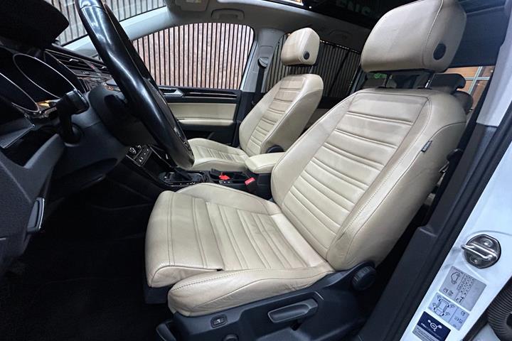 undefined VW Touran fra 2017