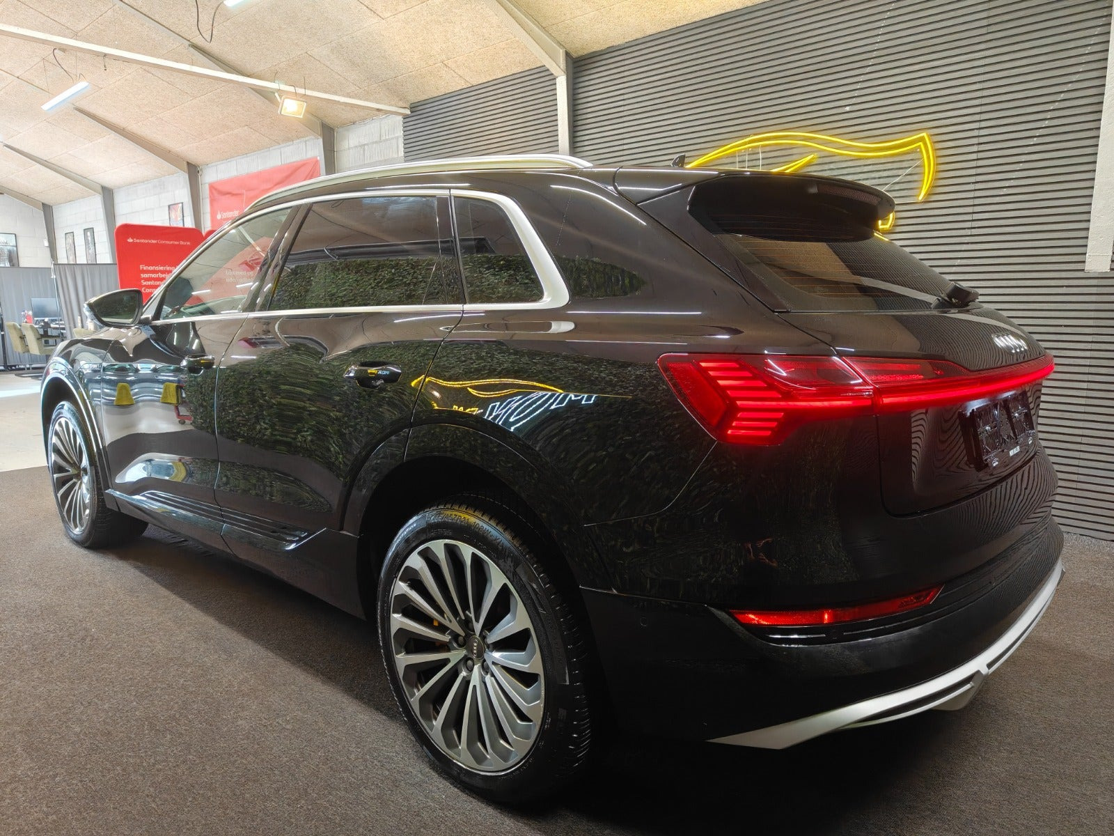 undefined Audi e-tron fra 2020