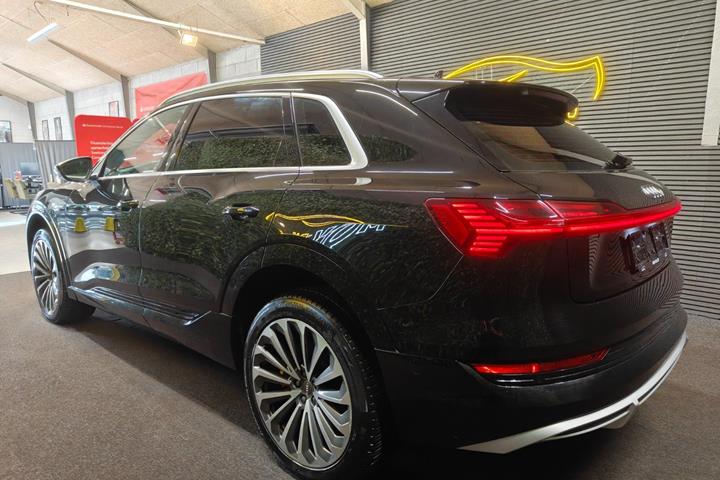 undefined Audi e-tron fra 2020