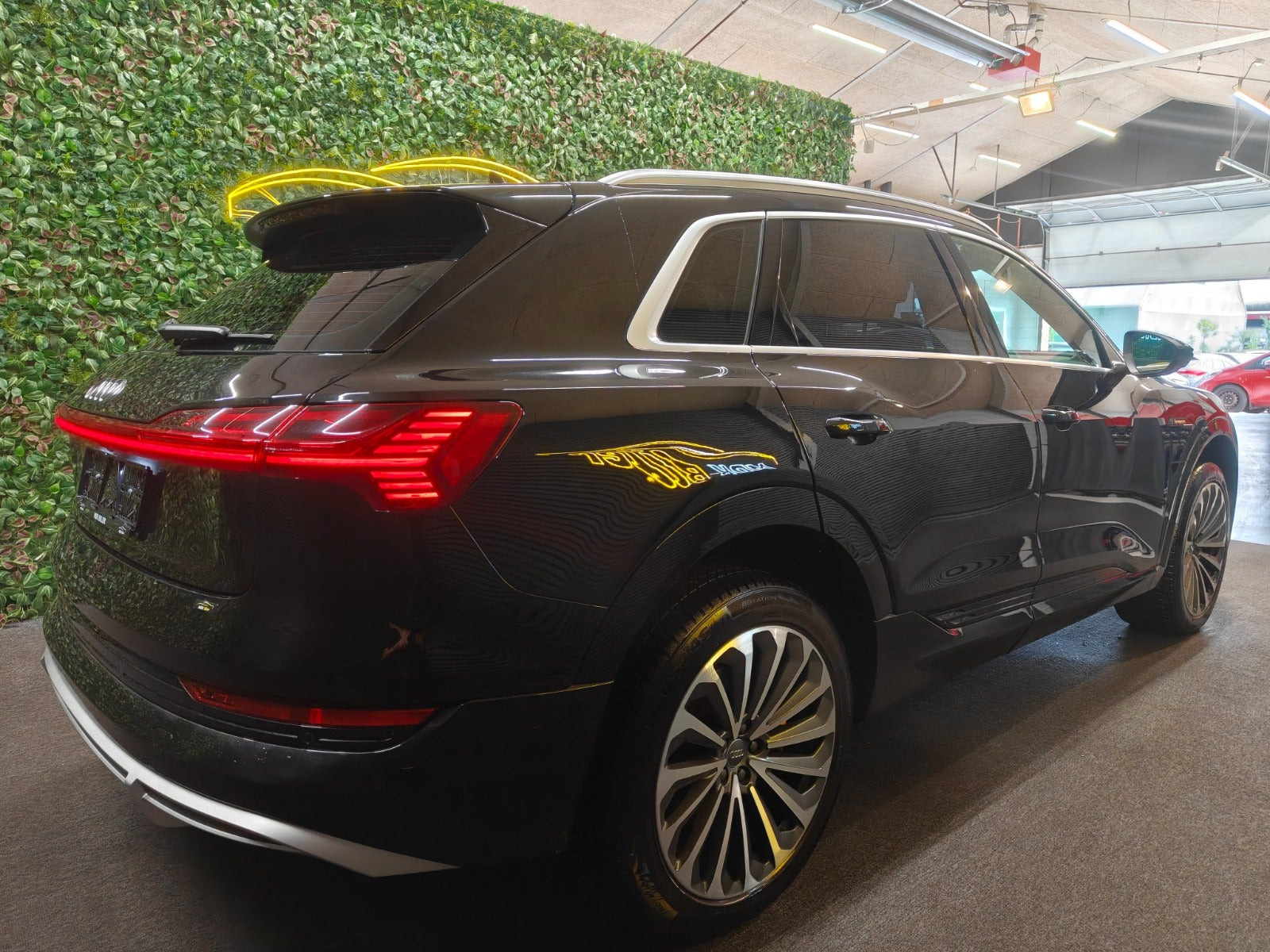 undefined Audi e-tron fra 2020