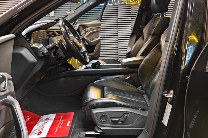 undefined Audi e-tron fra 2020