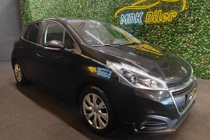 undefined Peugeot 208 fra 2015