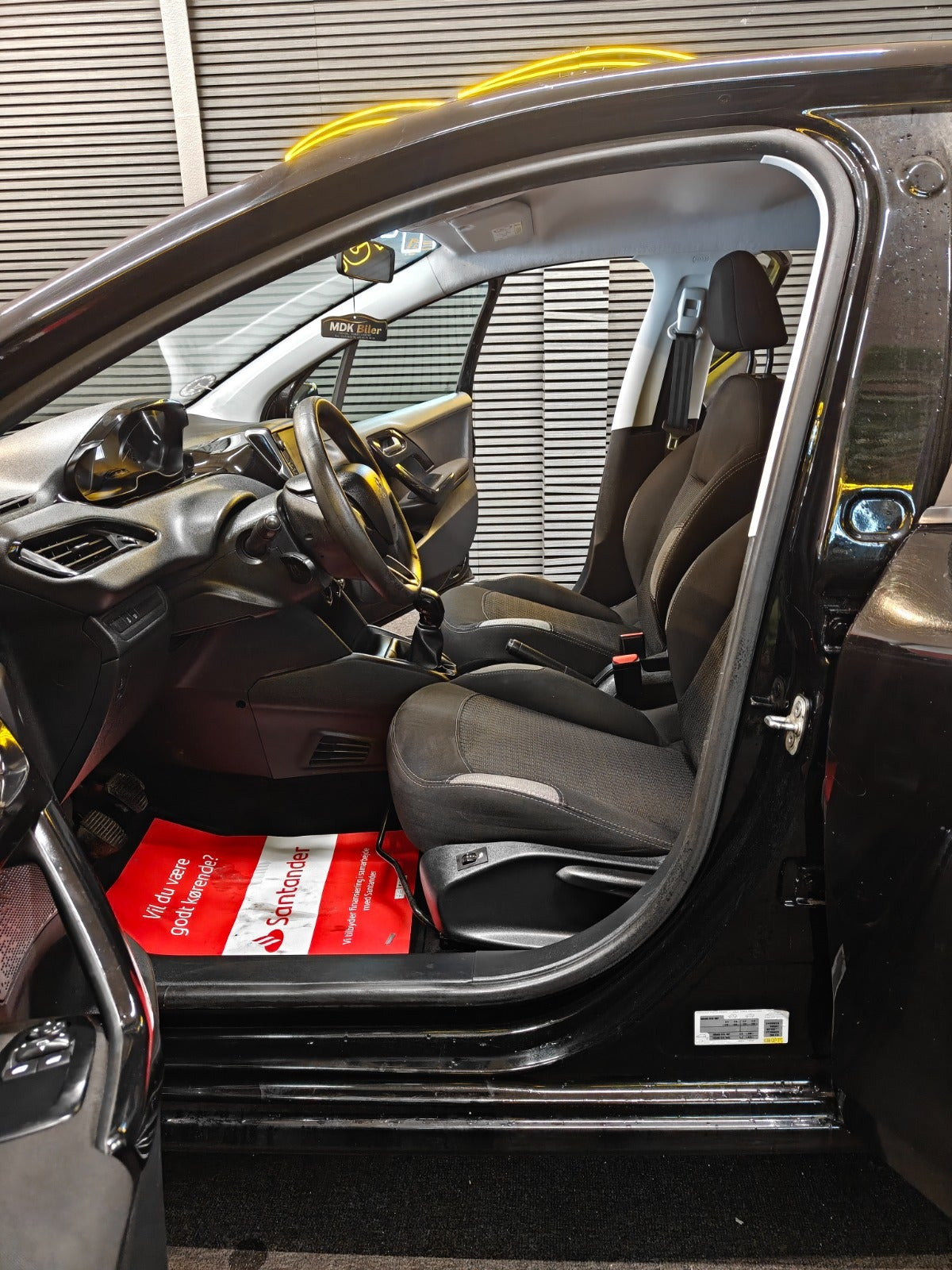 undefined Peugeot 208 fra 2015
