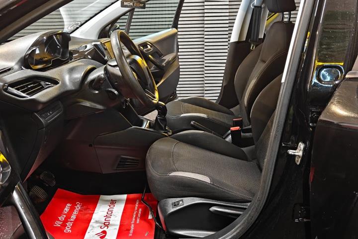 undefined Peugeot 208 fra 2015