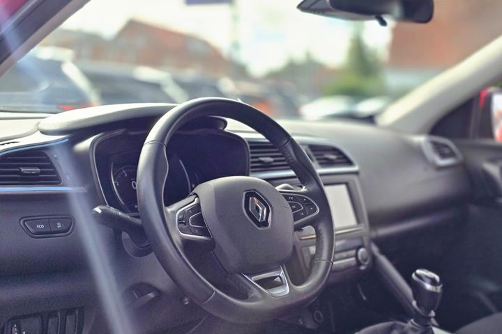 Rød Renault Kadjar fra 2018