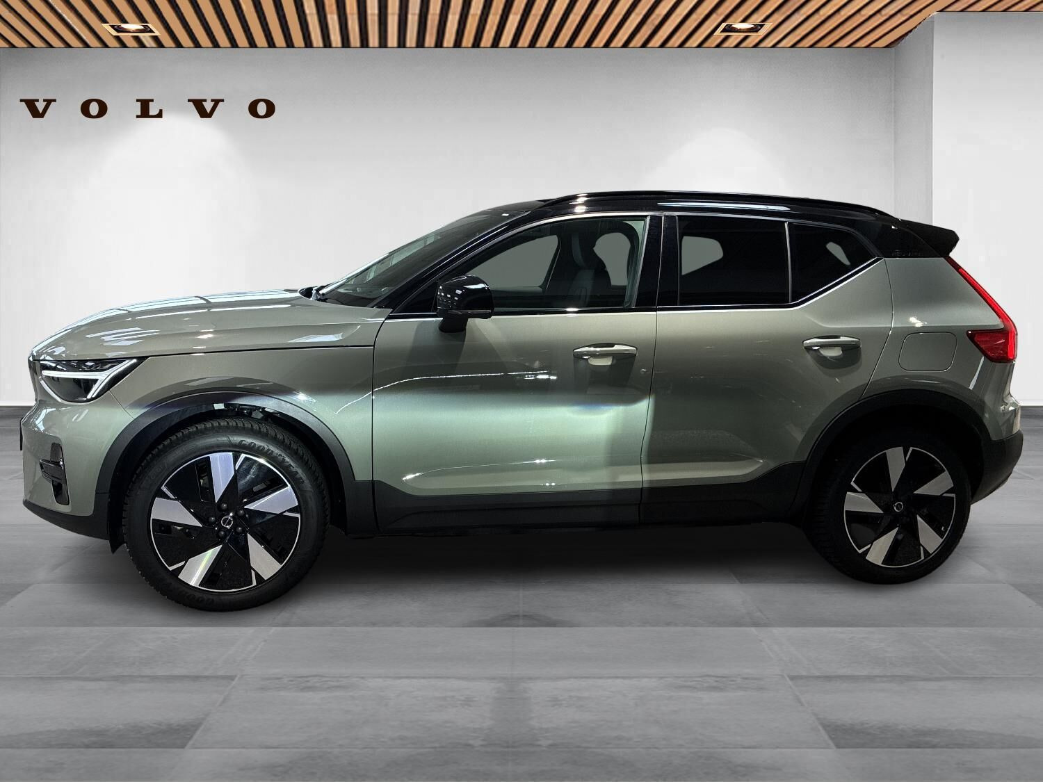 Grøn Volvo XC40 fra 2024