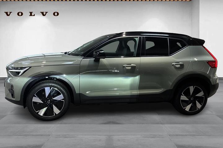 Grøn Volvo XC40 fra 2024