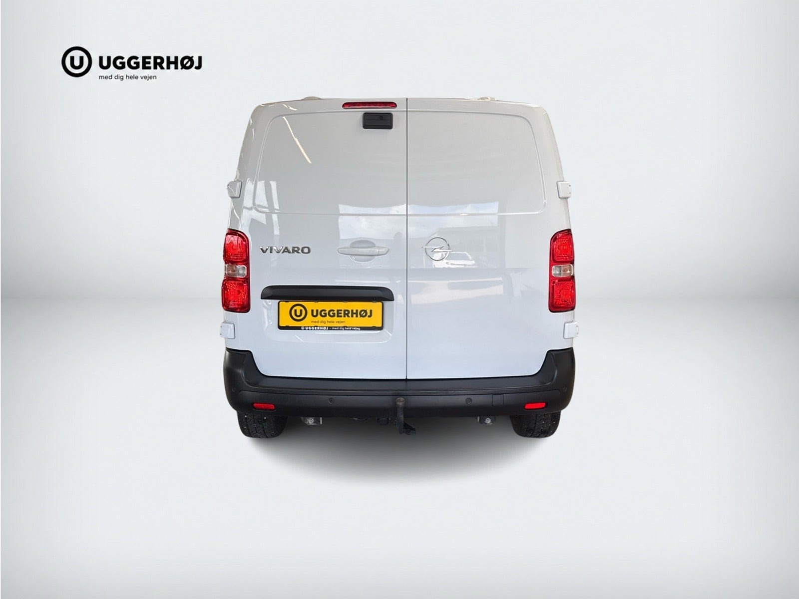 Hvid Opel Vivaro fra 2025