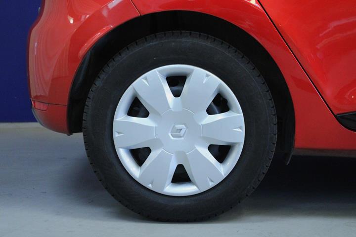 Rød Renault Clio IV fra 2019