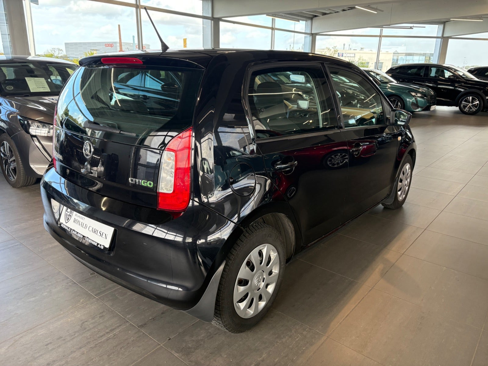 Sort Skoda Citigo fra 2015