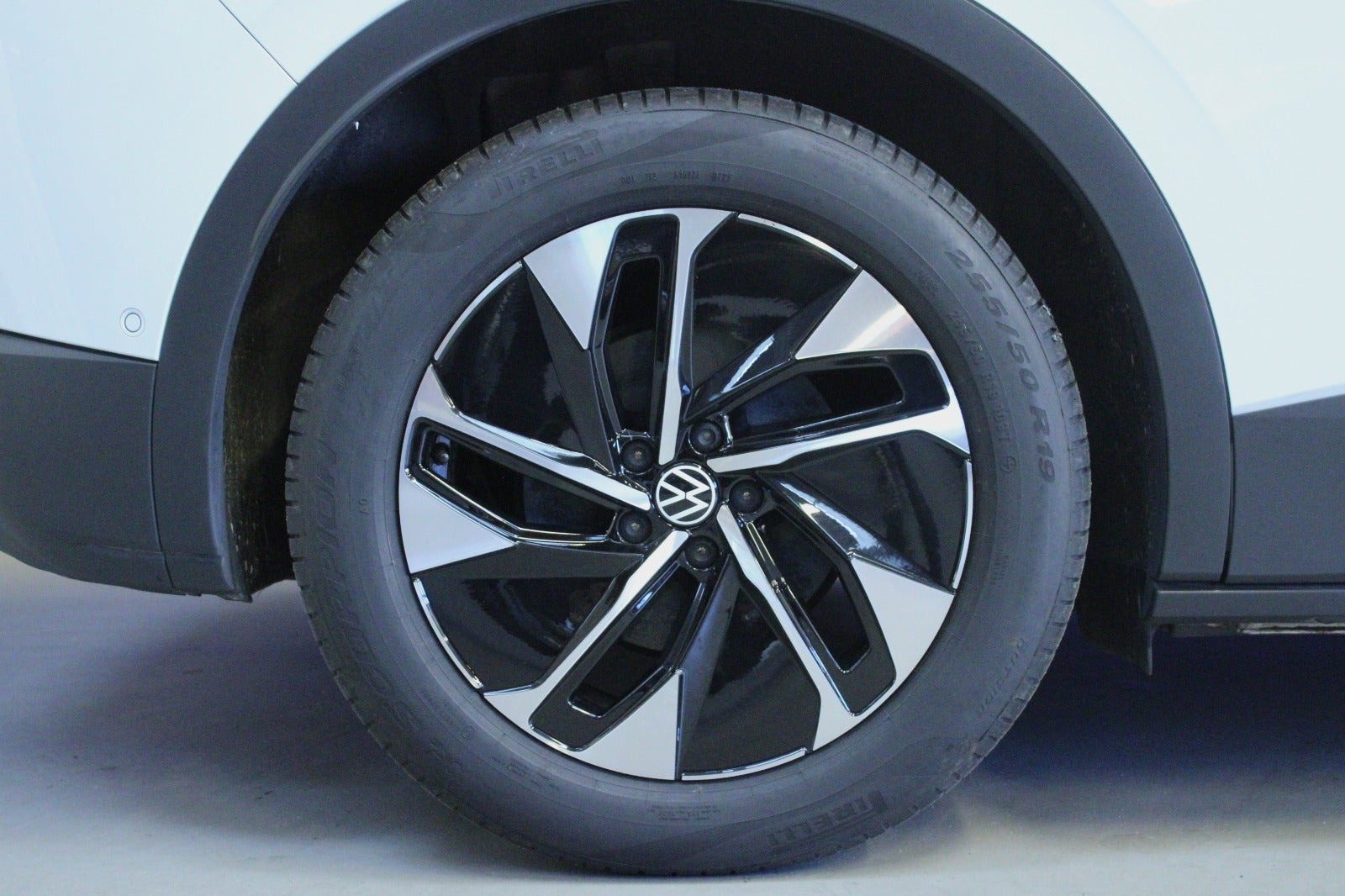Hvid VW ID.4 fra 2025