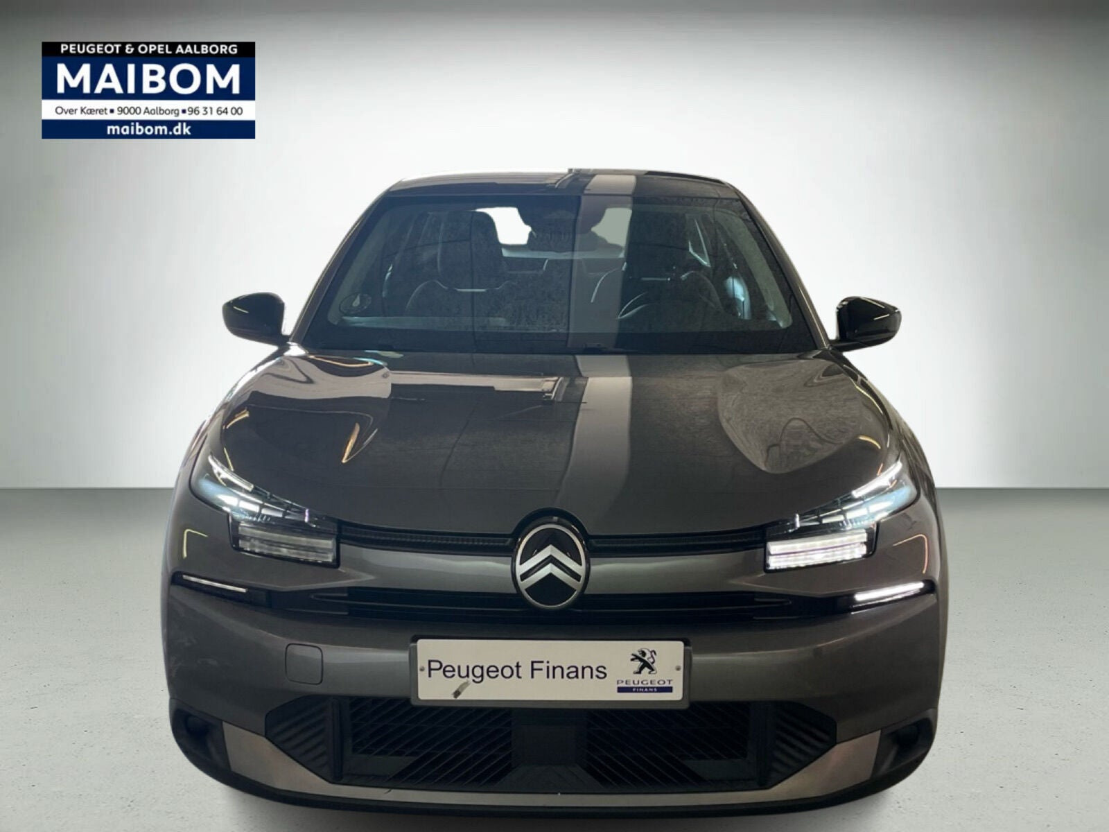 Grå Citroën ë-C4 X fra 2025