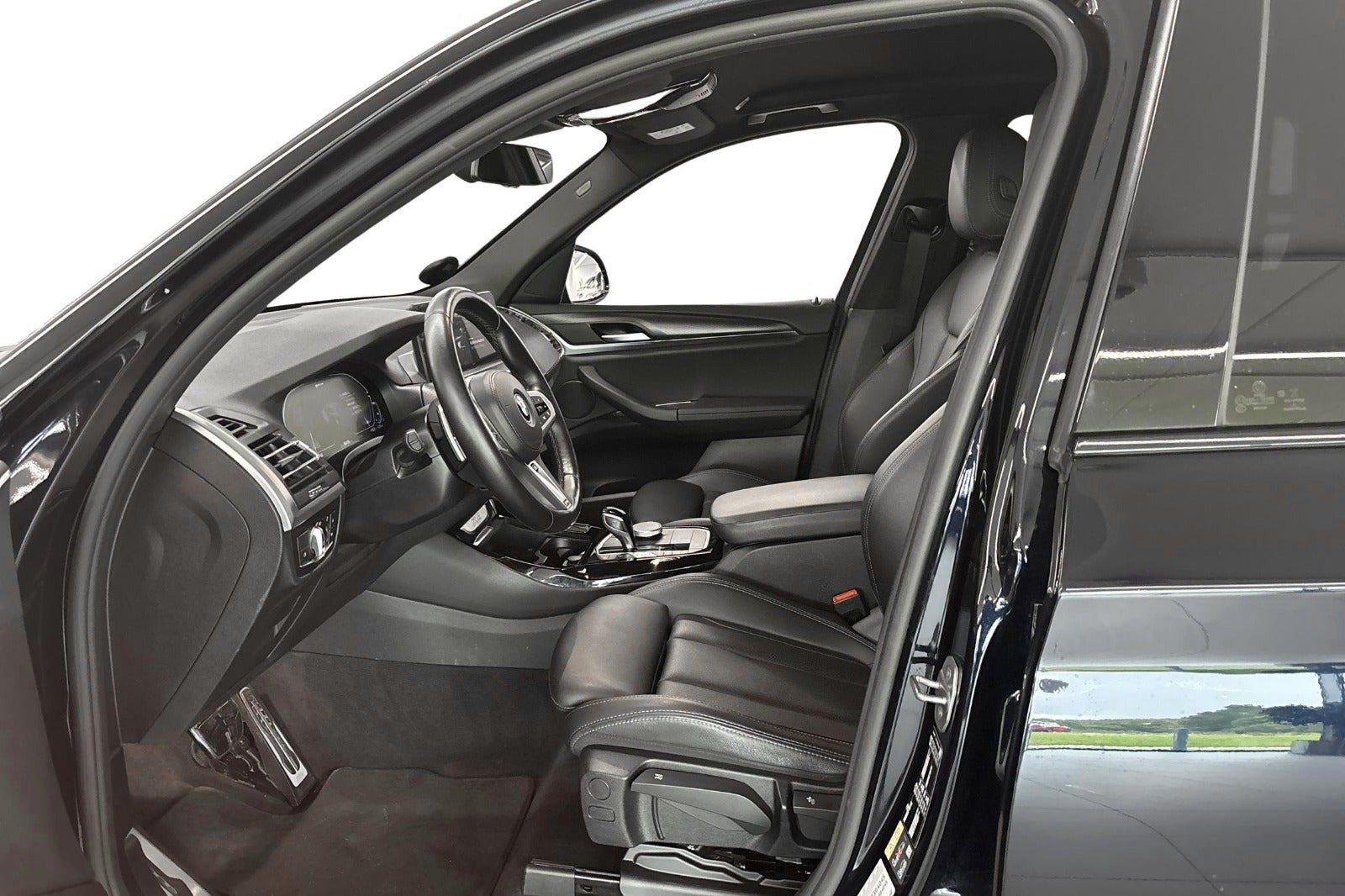 Sort BMW X3 fra 2022