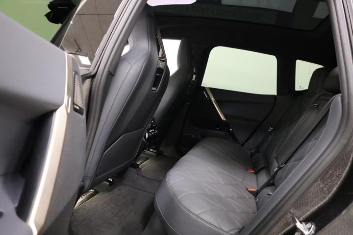 Sort BMW iX fra 2023