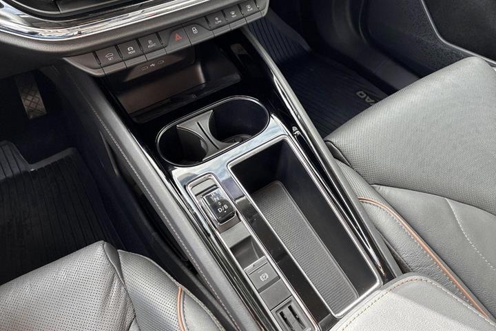 Sort Skoda Enyaq fra 2022