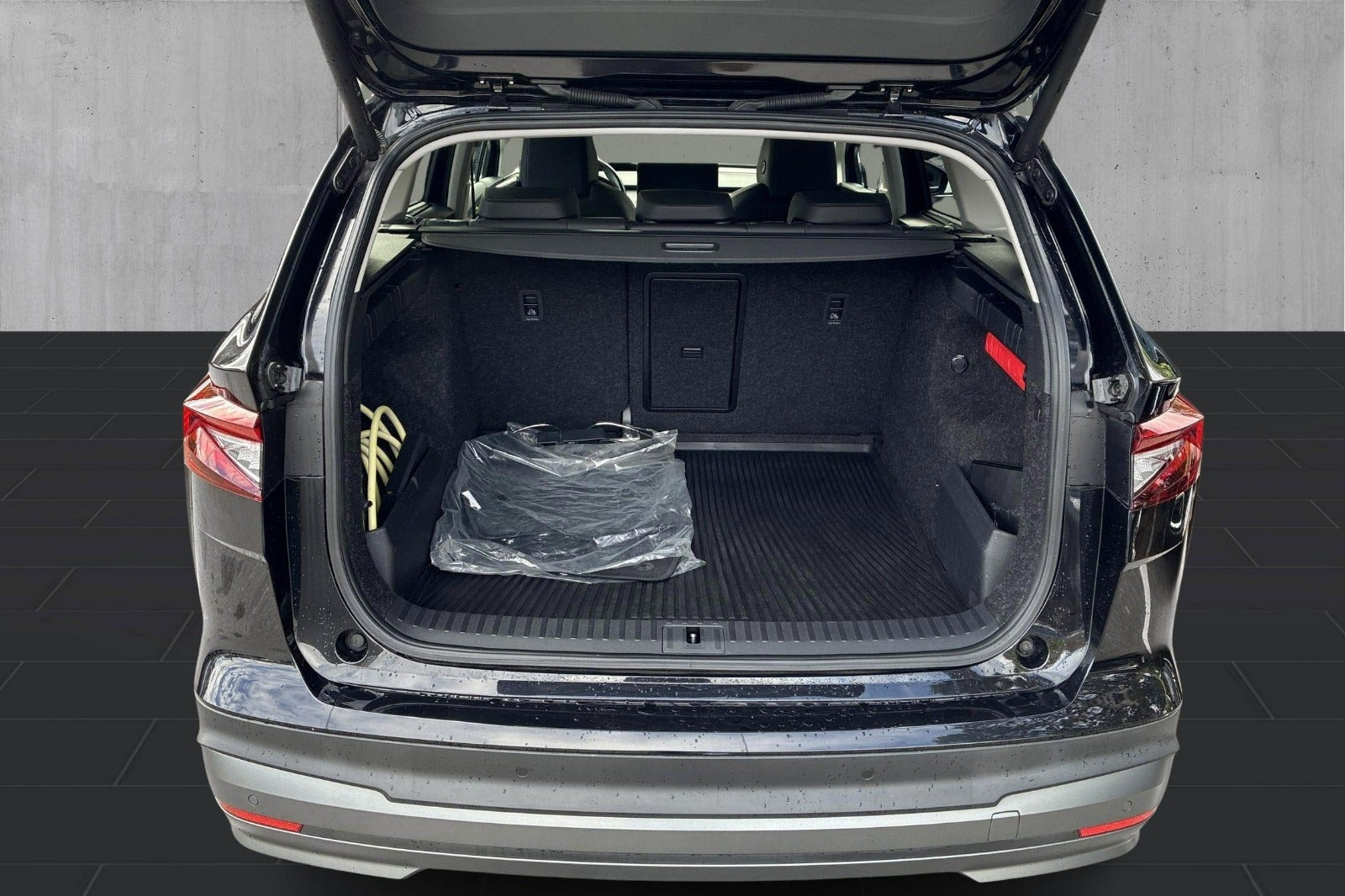 Sort Skoda Enyaq fra 2022