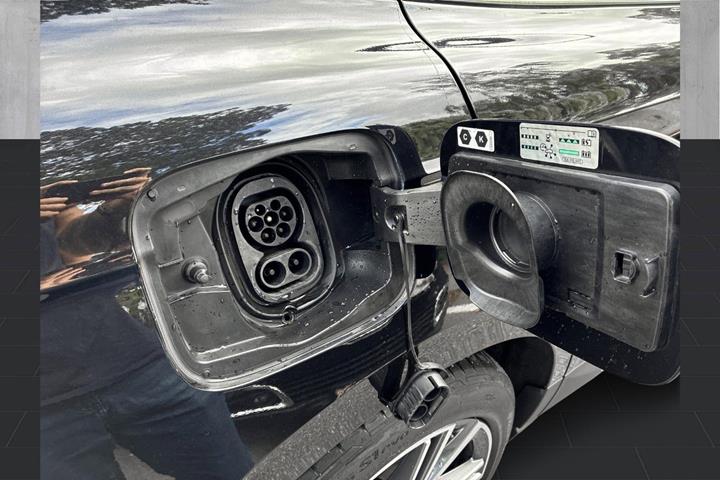 Sort Skoda Enyaq fra 2022