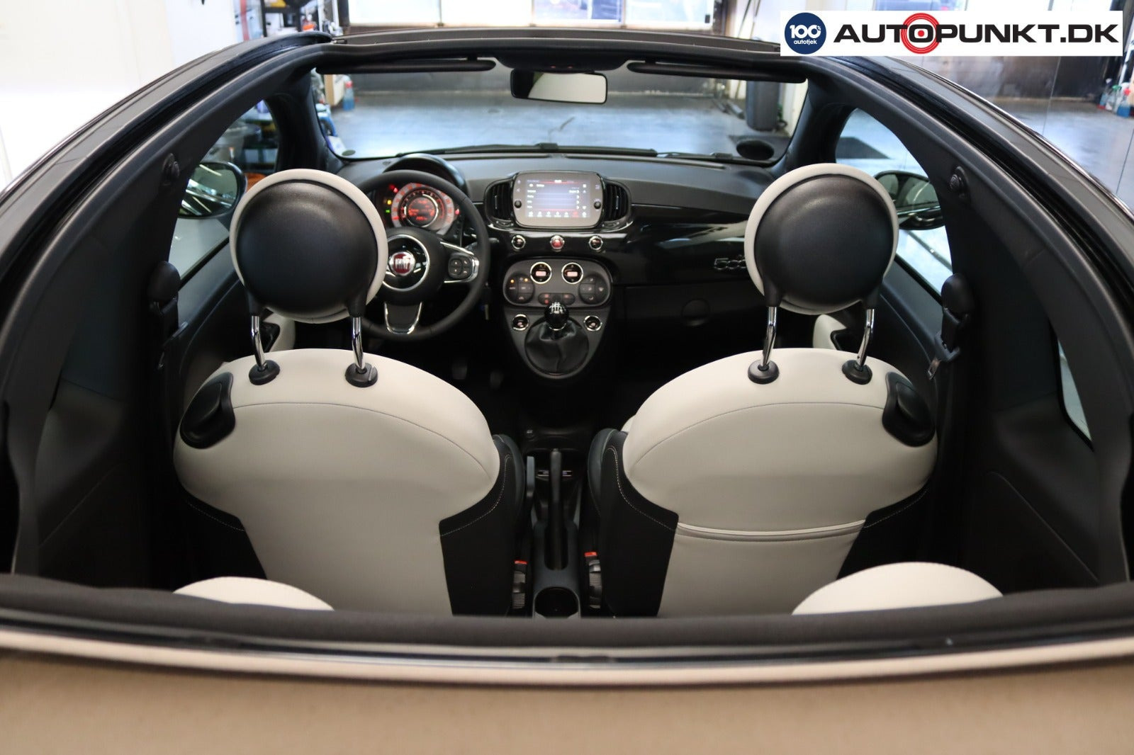 Sort Fiat 500C fra 2021