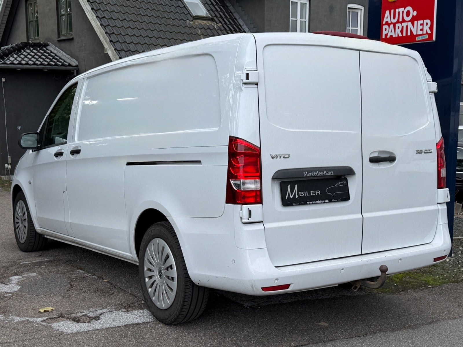 Hvid Mercedes Vito 119 fra 2021