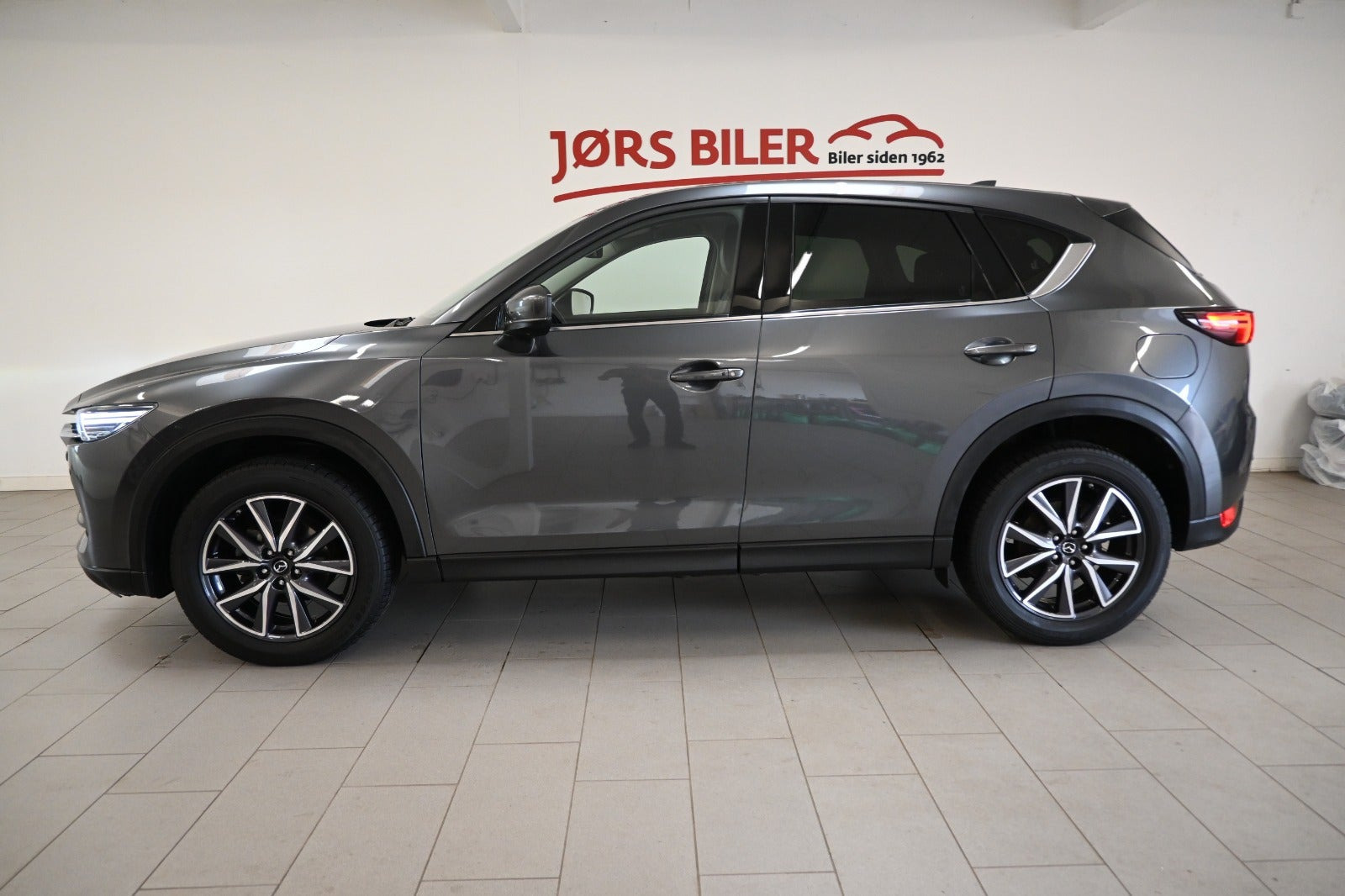 Grå Mazda CX-5 fra 2019