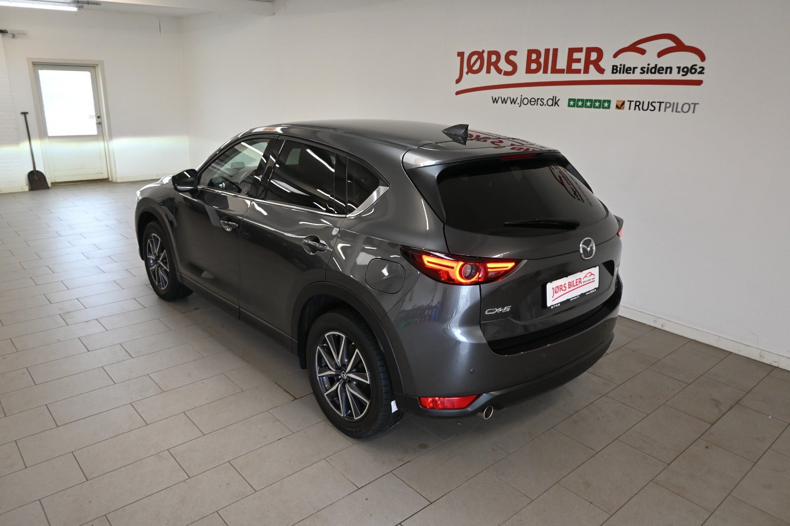Grå Mazda CX-5 fra 2019