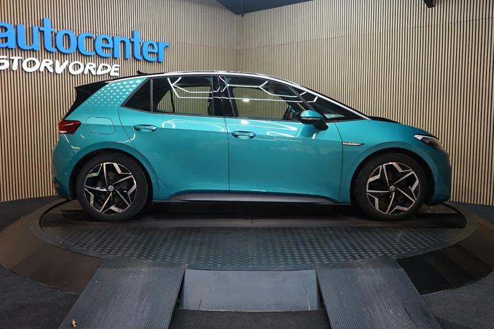 Turquoise VW ID.3 fra 2023
