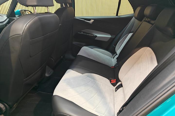 Turquoise VW ID.3 fra 2023