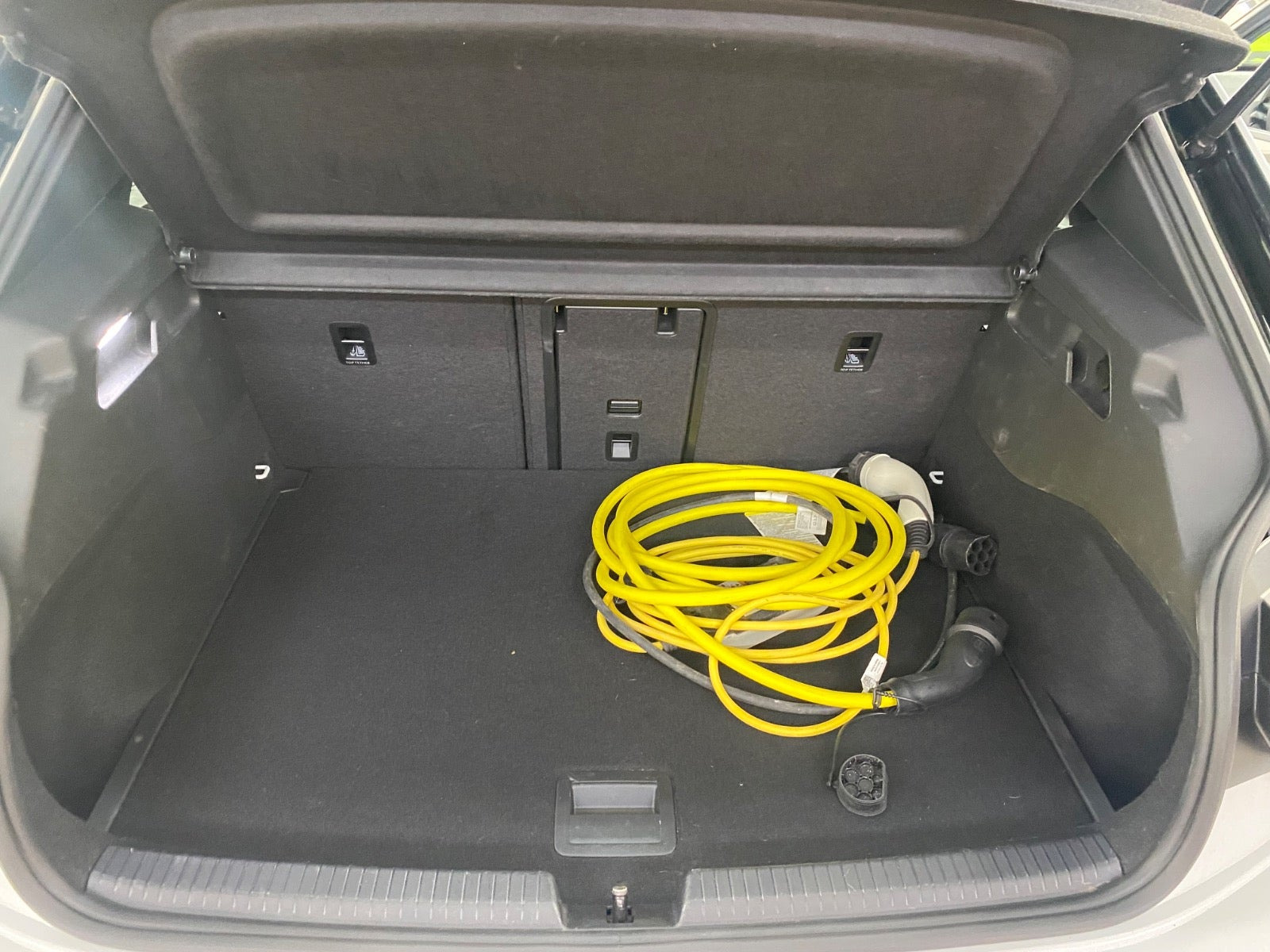Hvid VW ID.3 fra 2023