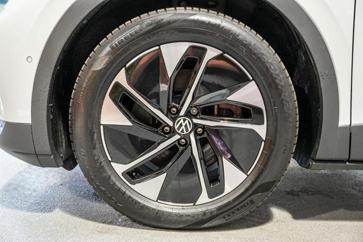Hvid VW ID.4 fra 2023