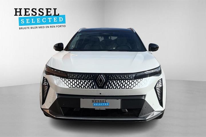 Hvid Renault Scenic E-Tech fra 2024