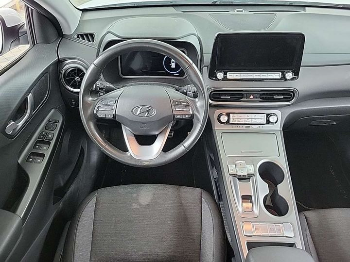 Hvid Hyundai Kona fra 2022