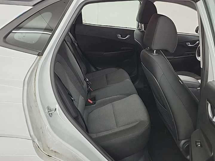 Hvid Hyundai Kona fra 2022