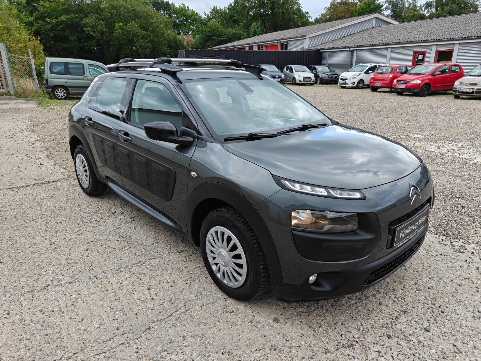 Gul Citroën C4 Cactus fra 2016