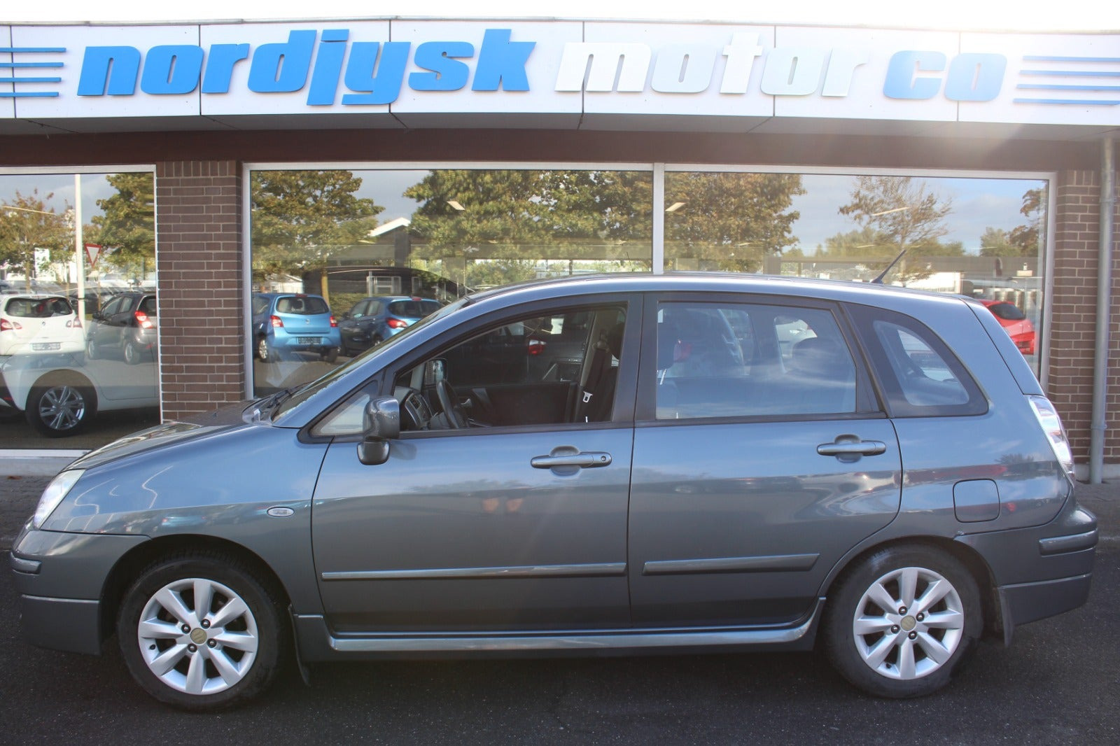 Suzuki Liana 1,6 GLX