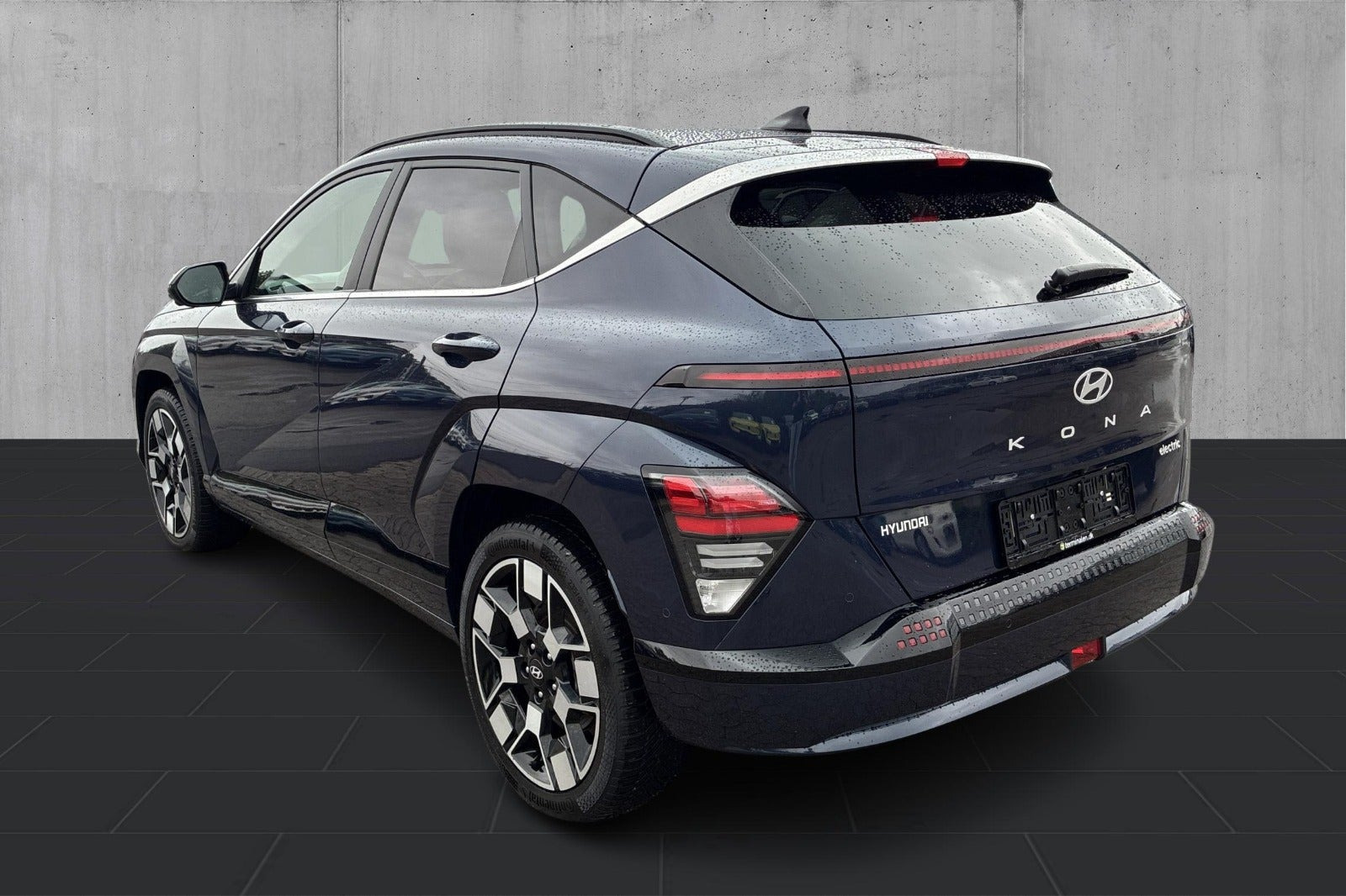 Blå Hyundai Kona fra 2024