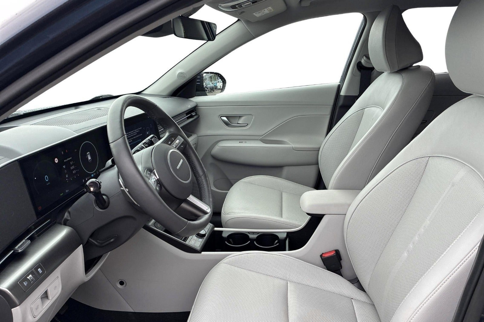 Blå Hyundai Kona fra 2024