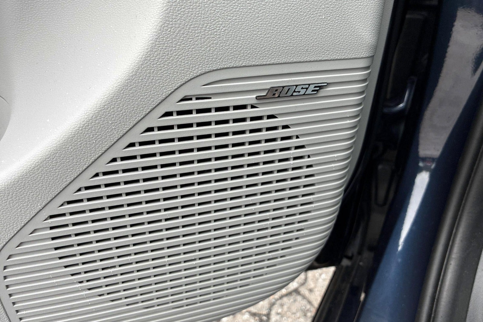 Blå Hyundai Kona fra 2024