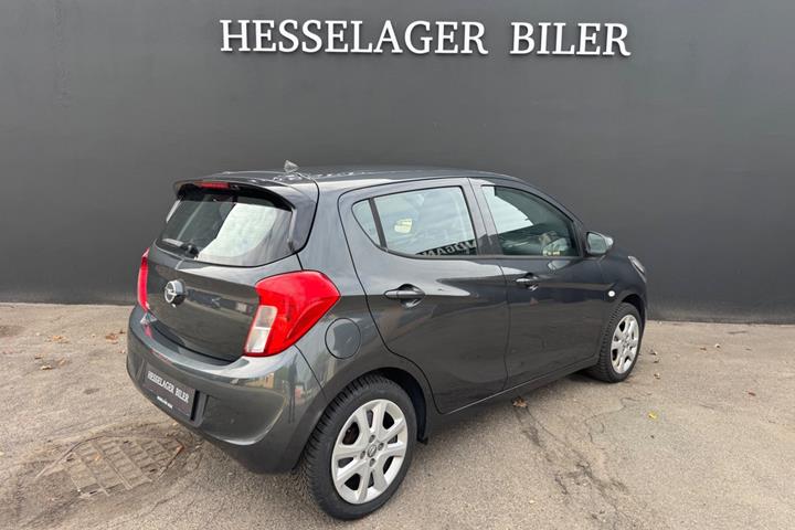 Grå Opel Karl fra 2017