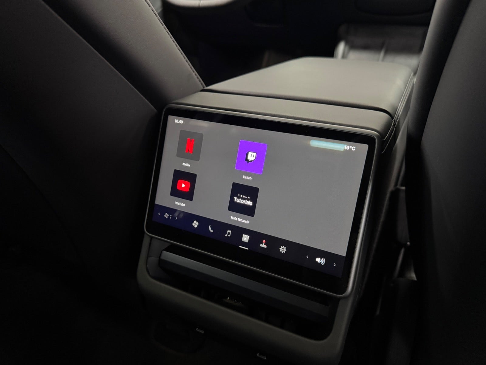 undefined Tesla Model 3 fra 2024