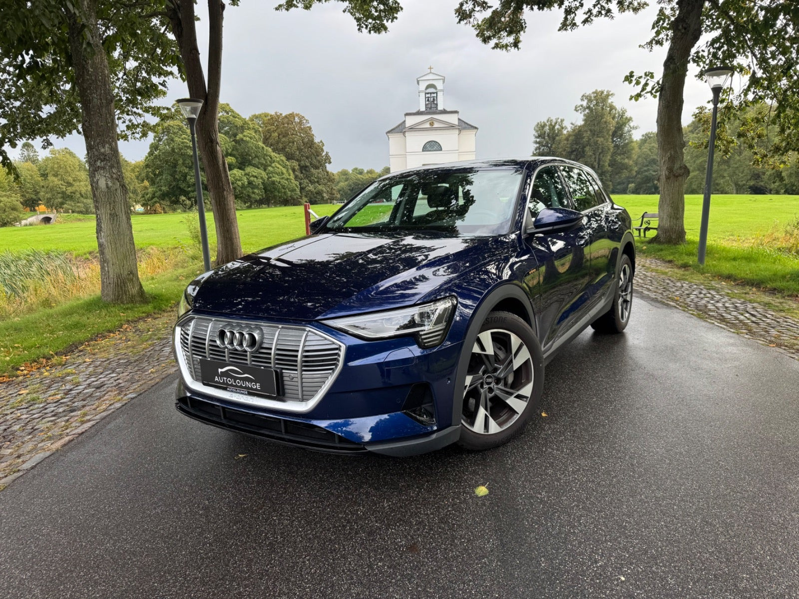Audi e-tron 50 quattro