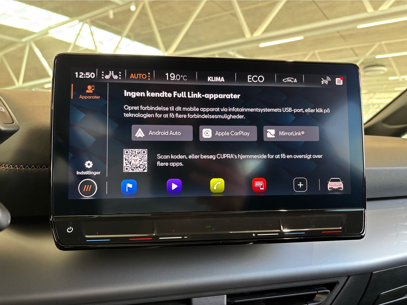 Grå Cupra Born fra 2023