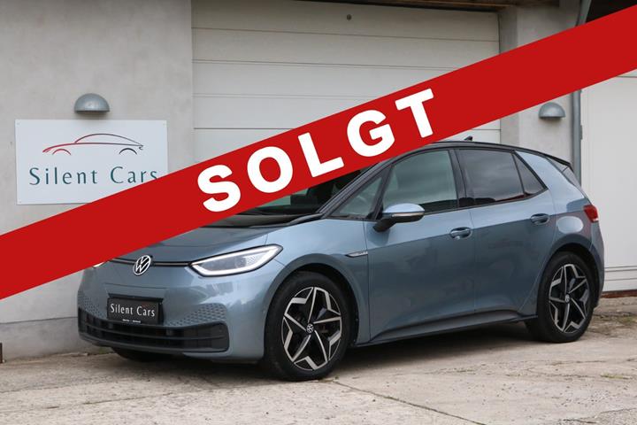 Blå VW ID.3 fra 2023 set udefra