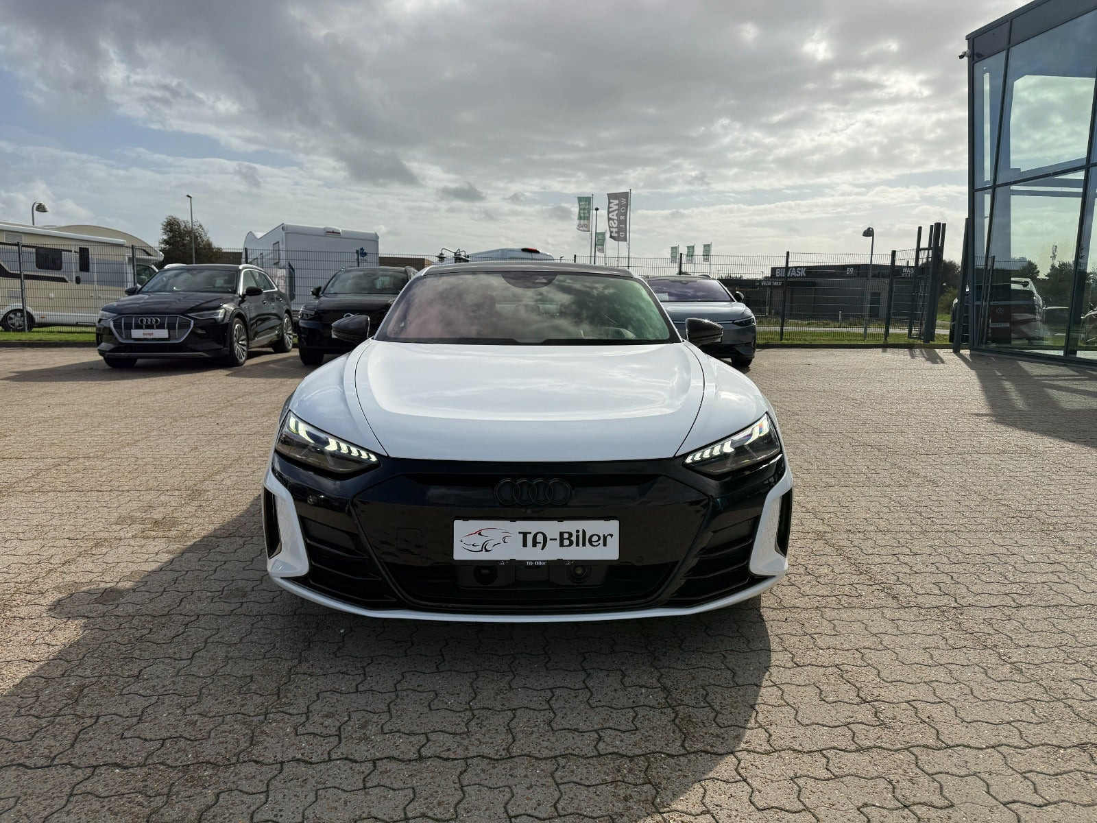 Hvid Audi RS e-tron GT fra 2022