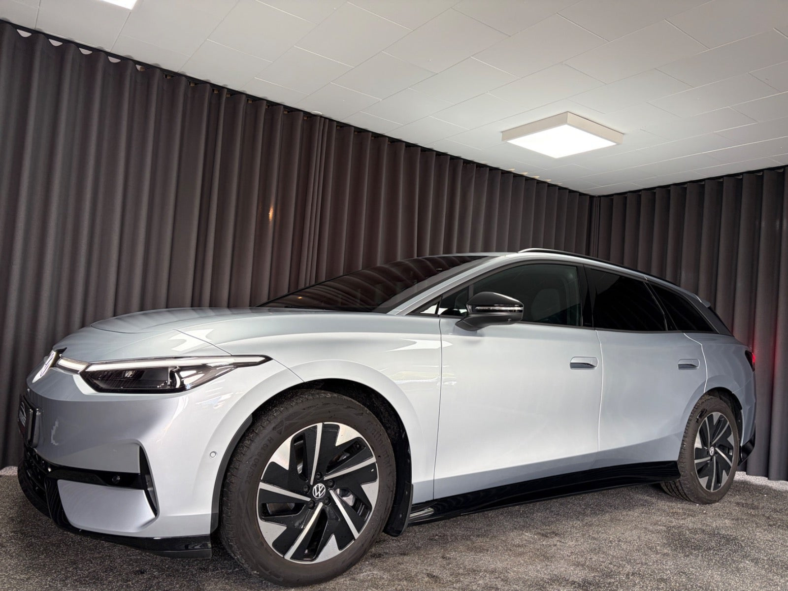 Sølv VW ID.7 fra 2026