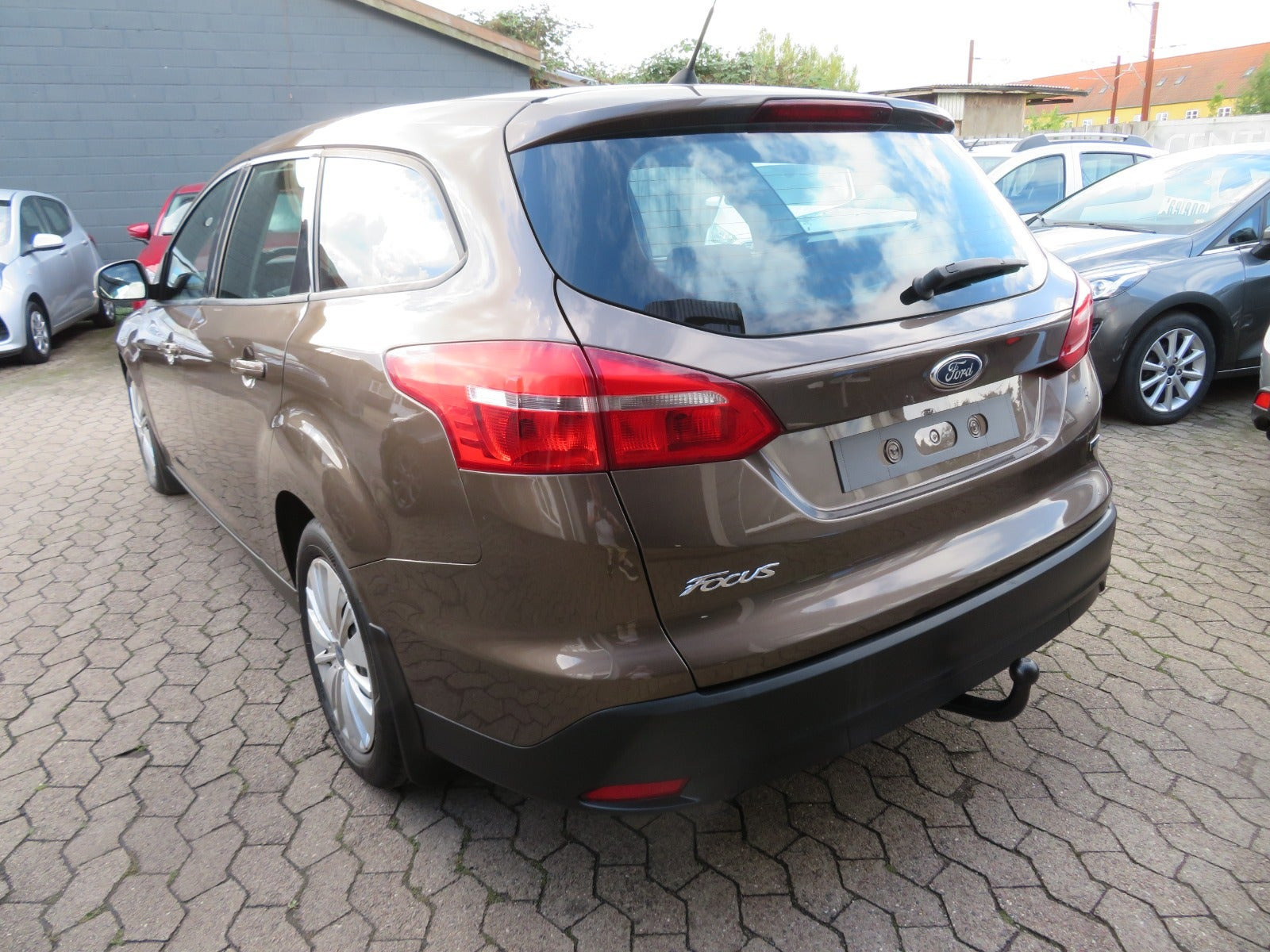 Brun Ford Focus fra 2016