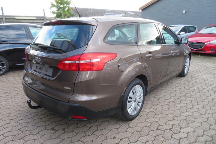 Brun Ford Focus fra 2016