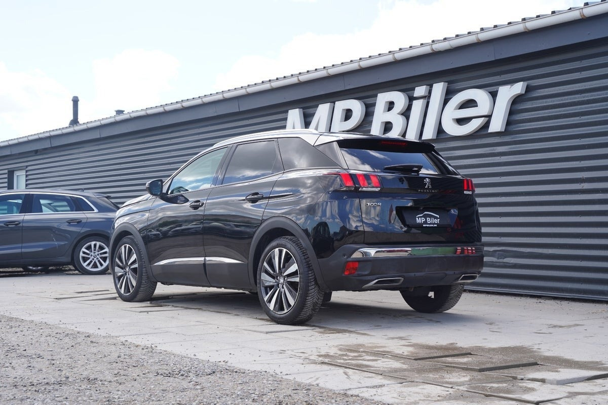 Sort Peugeot 3008 fra 2018