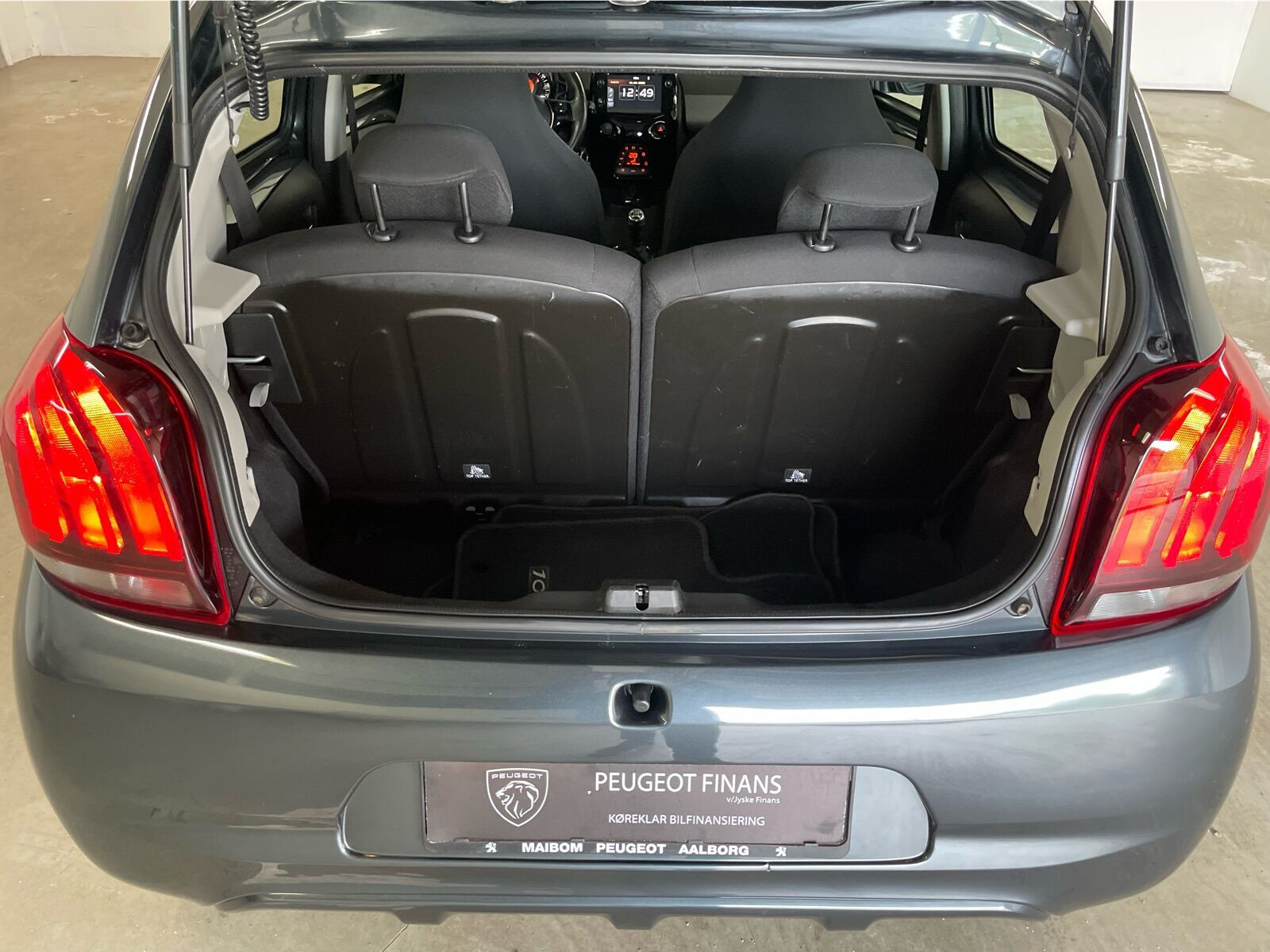 Sort Peugeot 108 fra 2020